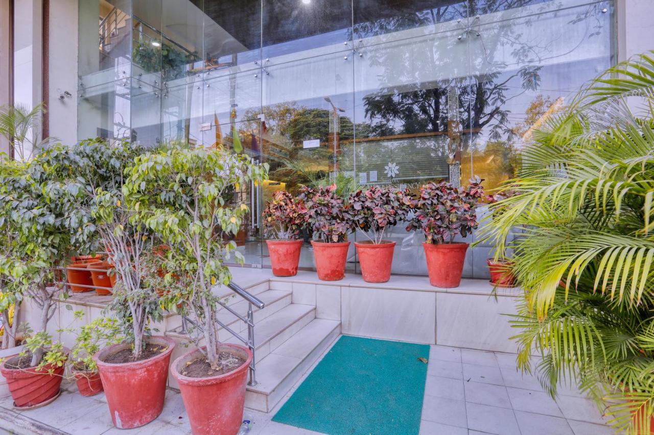 Cherrystay Amrit Residency *